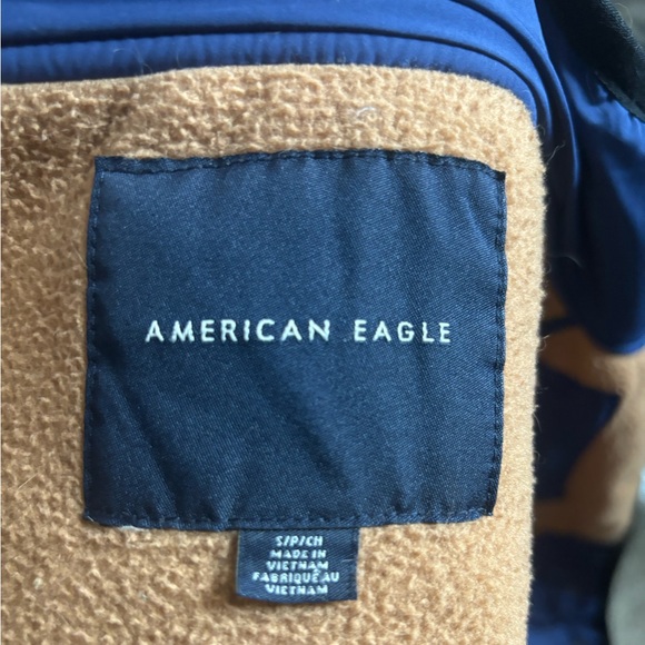 American Eagle Snap Front Sherpa Fleece - Picture 3 of 3